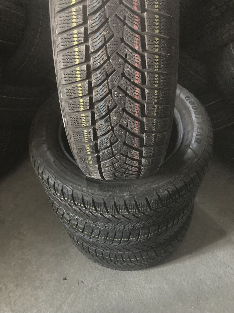 Anvelope set 4 buc 235 60 r 18 dot 2021